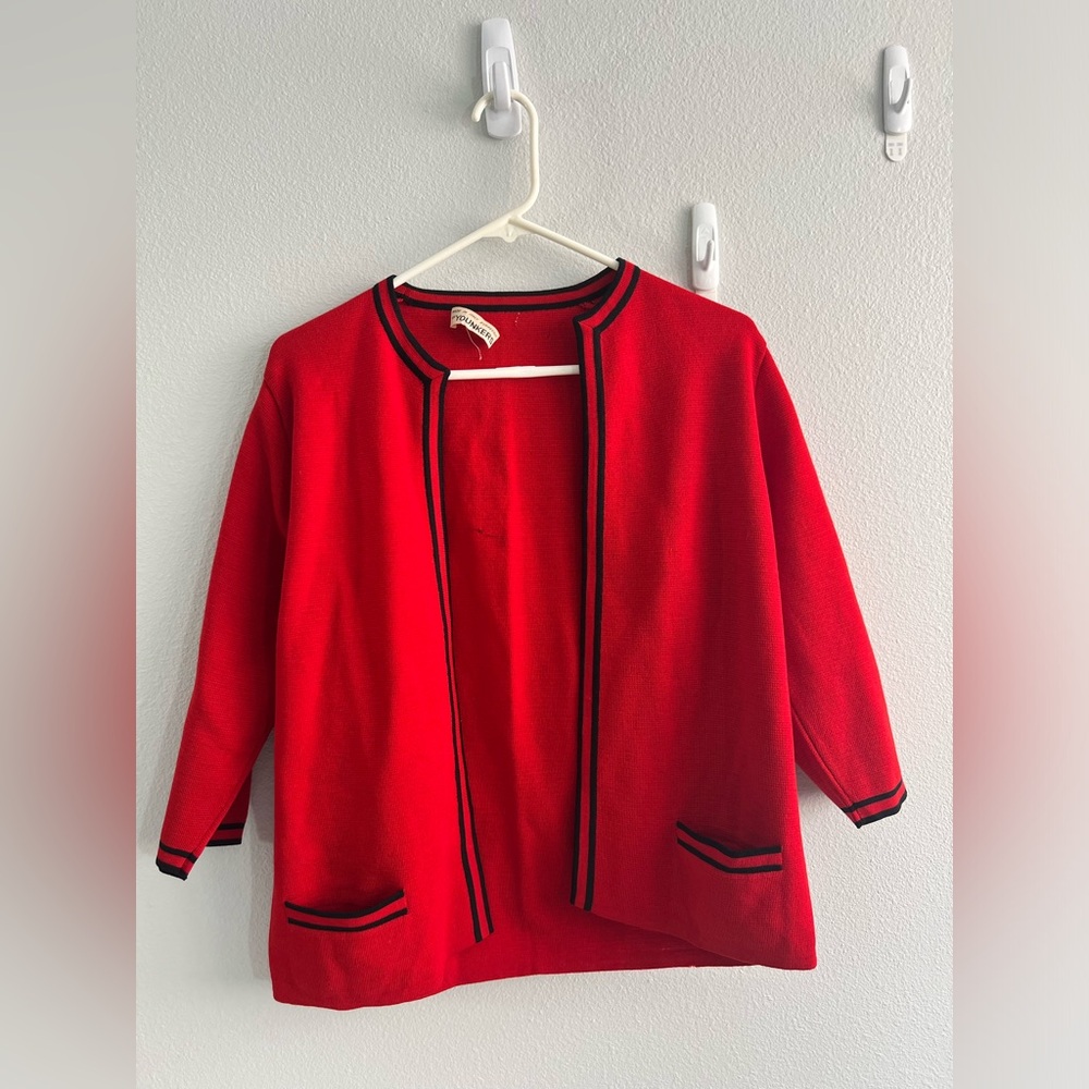 Vintage Younkers‎ cardigan size L? Made in Italy